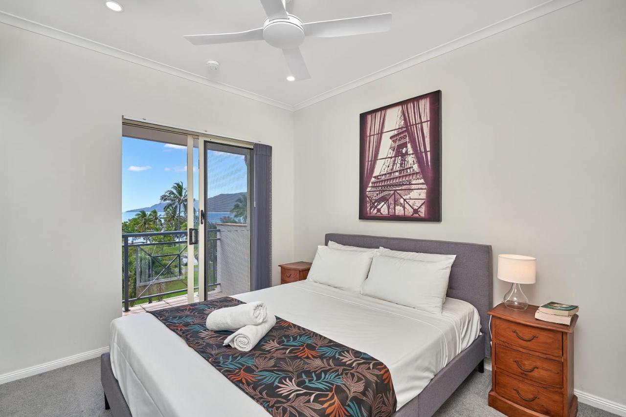 North Cove Waterfront Suites Cairns Eksteriør bilde