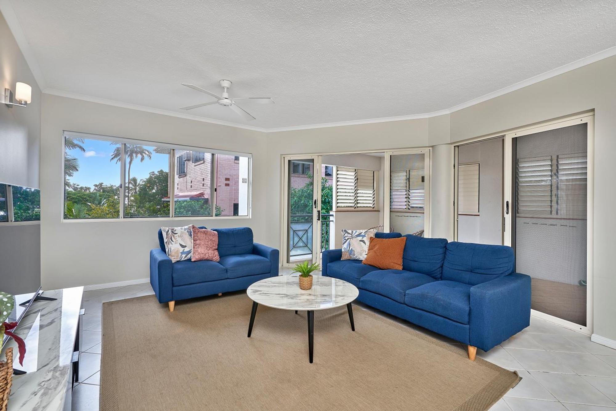 North Cove Waterfront Suites Cairns Eksteriør bilde