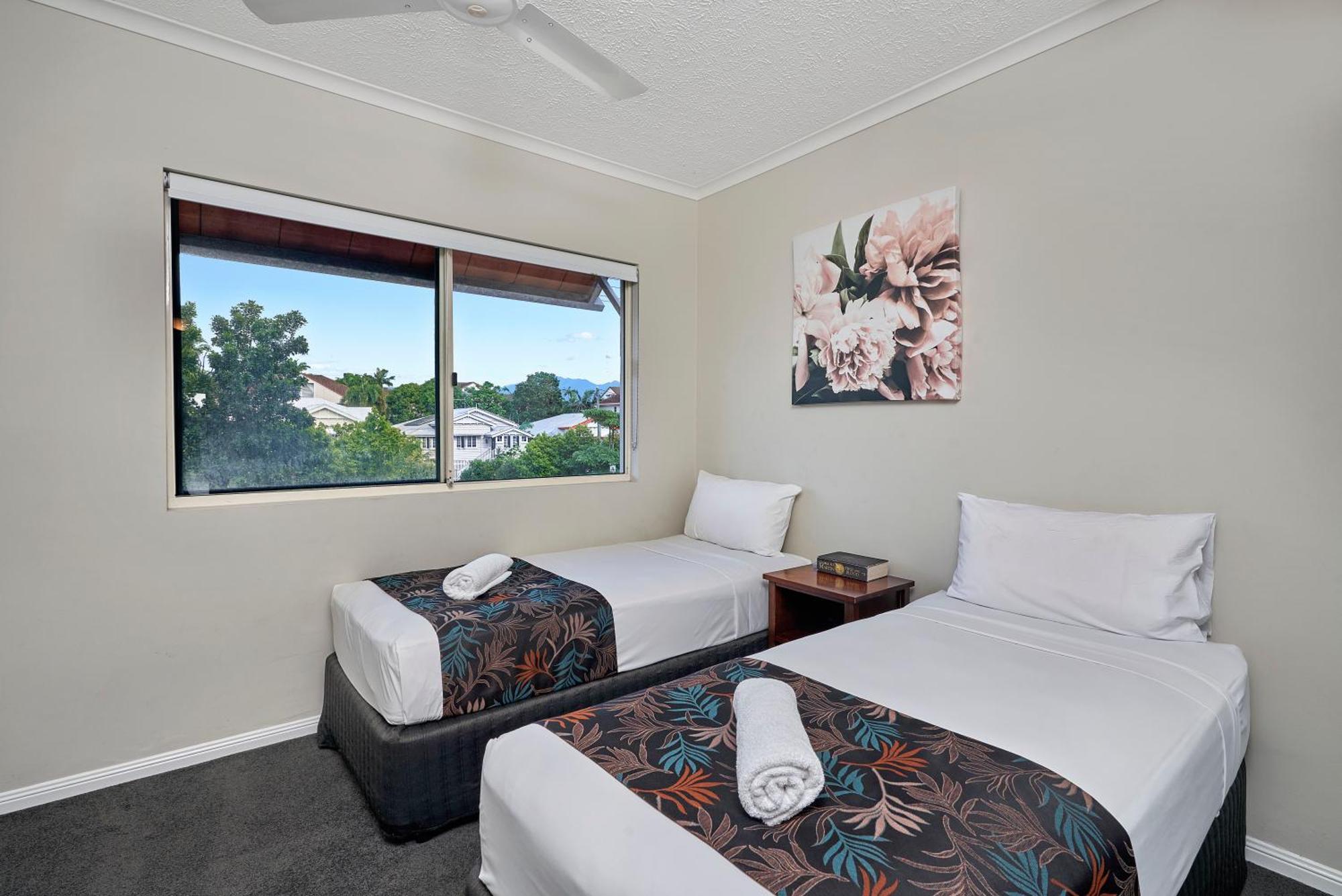 North Cove Waterfront Suites Cairns Eksteriør bilde